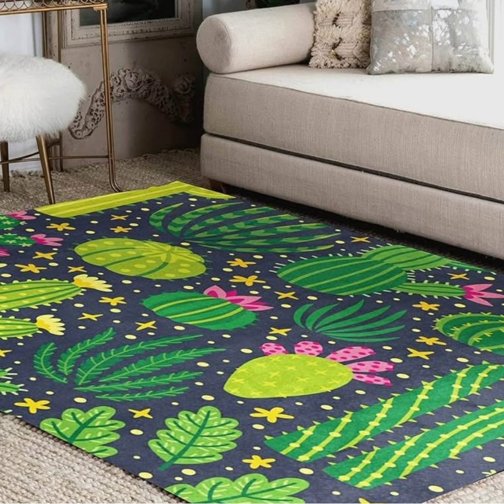 Cactus 🌵 theme rug, like new condition